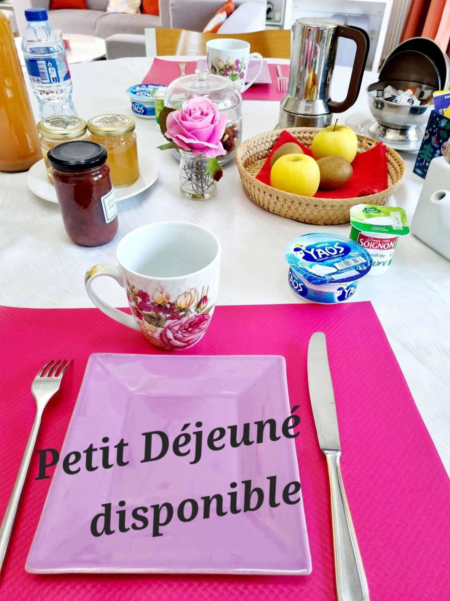 Belle Maison D'Art Verdoyante & Jardin Saint-Remy-les-Chevreuse Exterior foto